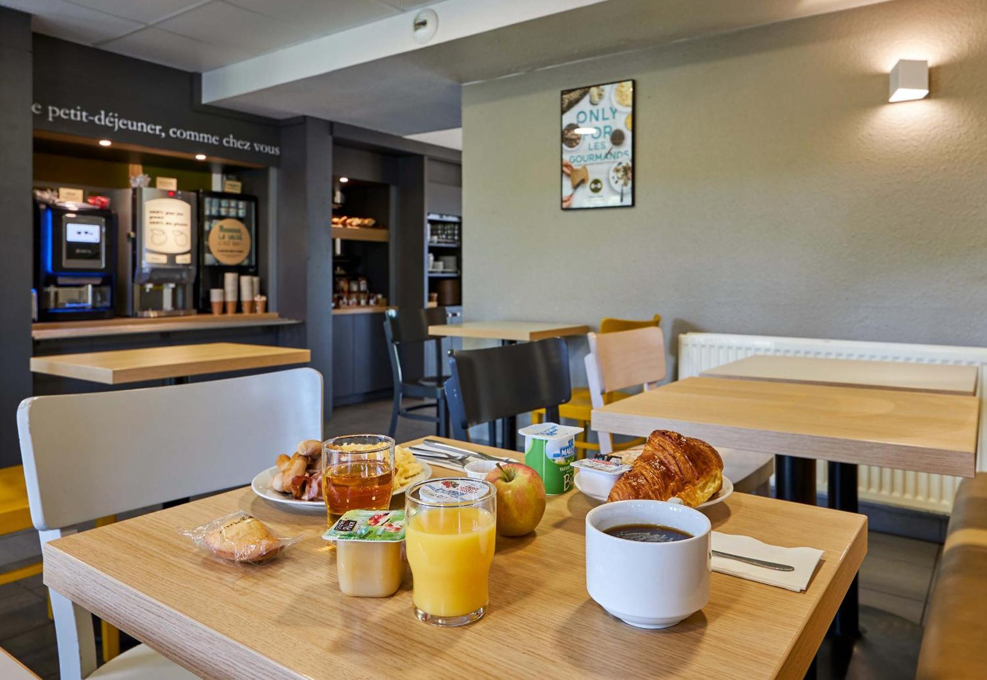 B&B Hotel Cherbourg Экстерьер фото