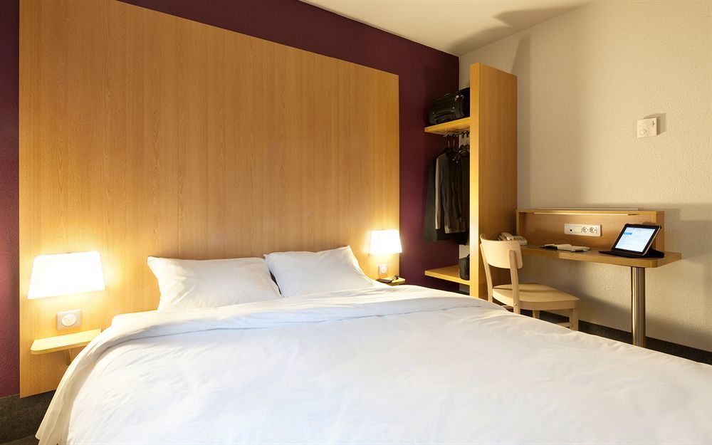 B&B Hotel Cherbourg Экстерьер фото