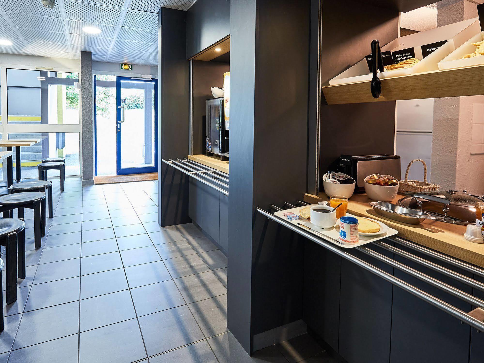 B&B Hotel Cherbourg Экстерьер фото